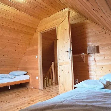 Tomki Holiday home *